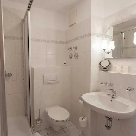 Linde Goehren (Ruegen)